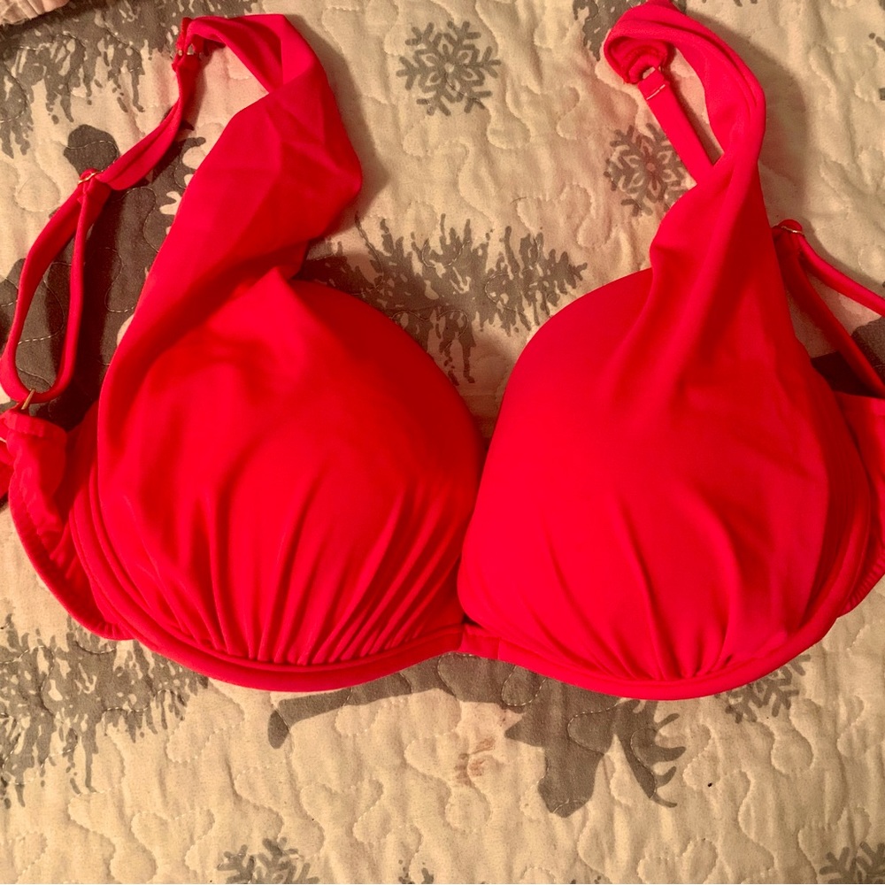 VENUS Coral Bikini Top